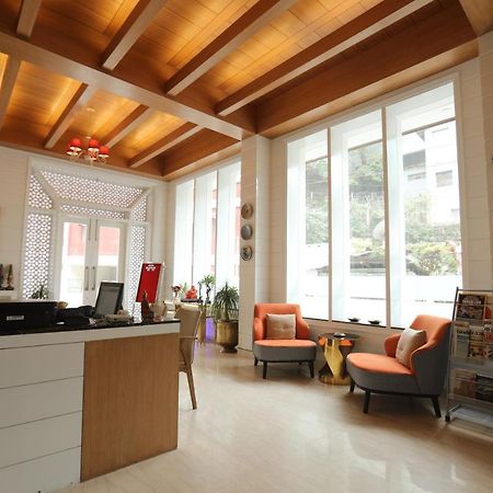 Milestone Inn & Spa Mussoorie Esterno foto